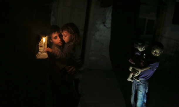 Photo of رسالة من كهوف غزة لطواغيت الكهرباء